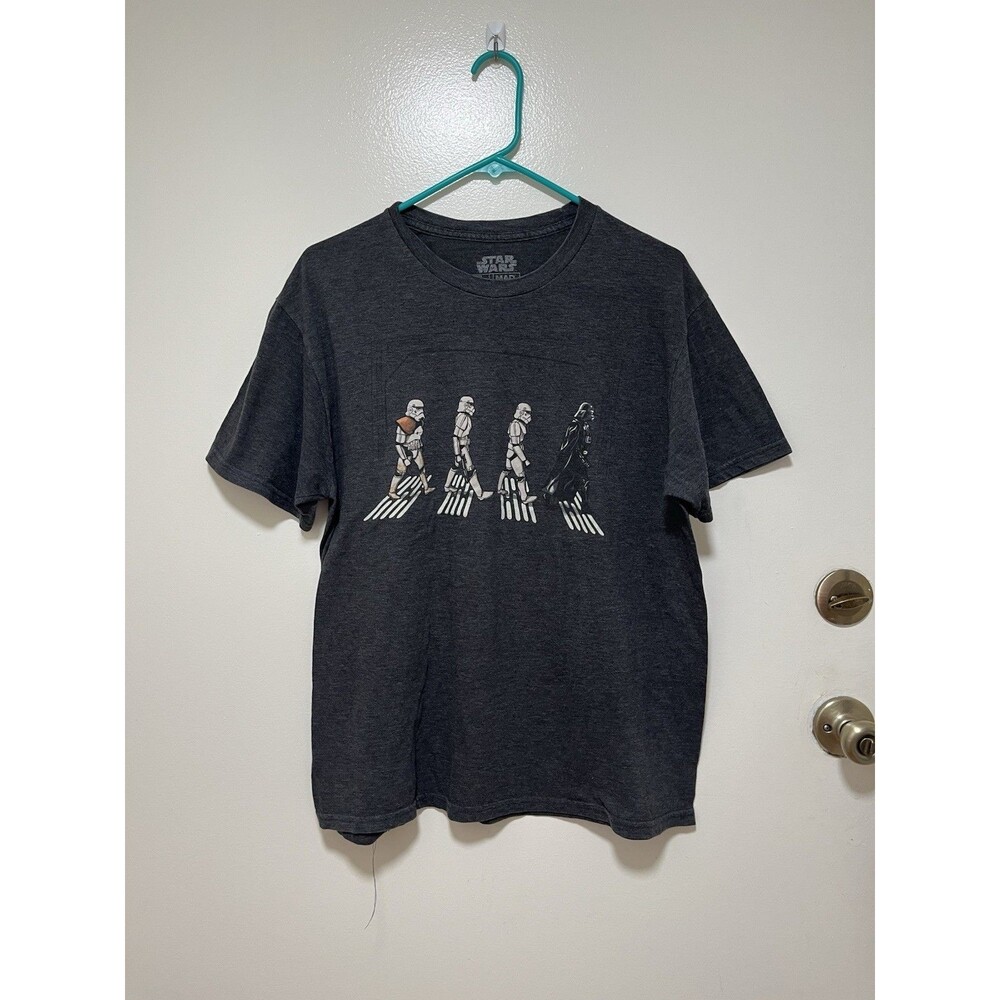 Star Wars Stormtroopers Shirt Men’s Medium Gray Black Short Sleeve